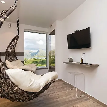 Casa vacanze Amazing In W/ Sauna, Wifi And 3 Bedrooms *