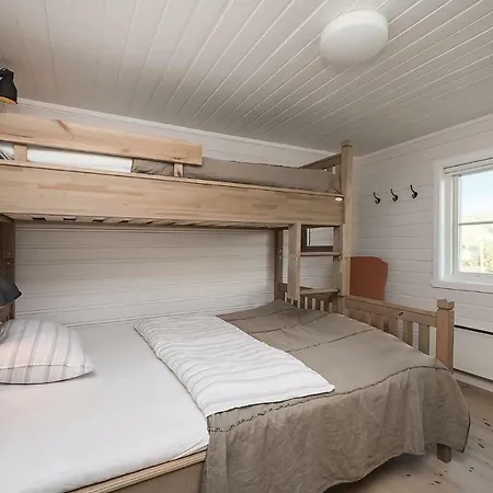 Amazing In W/ Sauna, Wifi And 3 Bedrooms Vakantiehuis *