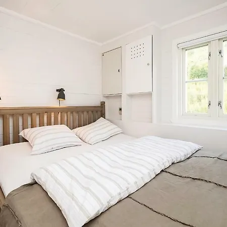 Casa vacanze Amazing In W/ Sauna, Wifi And 3 Bedrooms Sortland